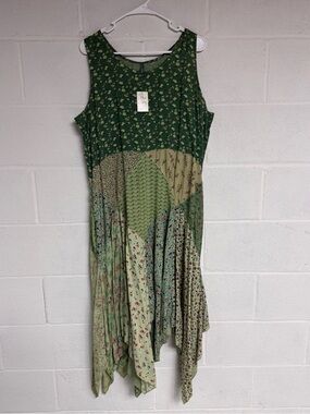 Blue Sky Green Mixed-Print Handkerchief Hem Dress